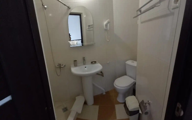 Astra Hotel