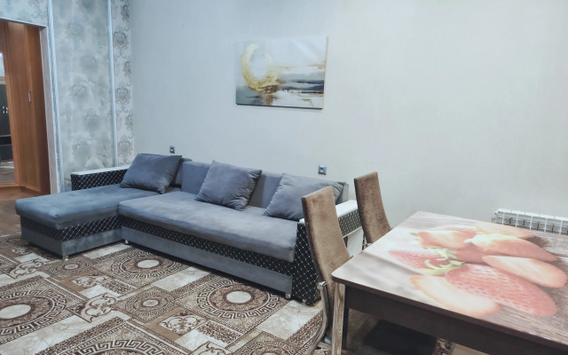 Квартира Двухкомнатная в мкр. Октябрьский