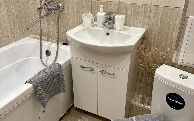 Na Ulitse Zheleznodorozhnaya 15/1 Flat