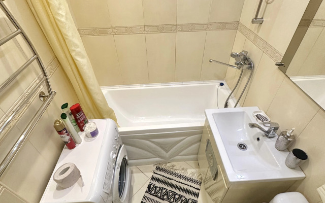 Dvushka Ryadom S Tsentrom Flat