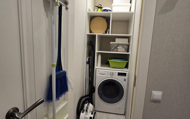 Uyutnaya Dvukhkomnatnaya V Tsentre Goroda Flat