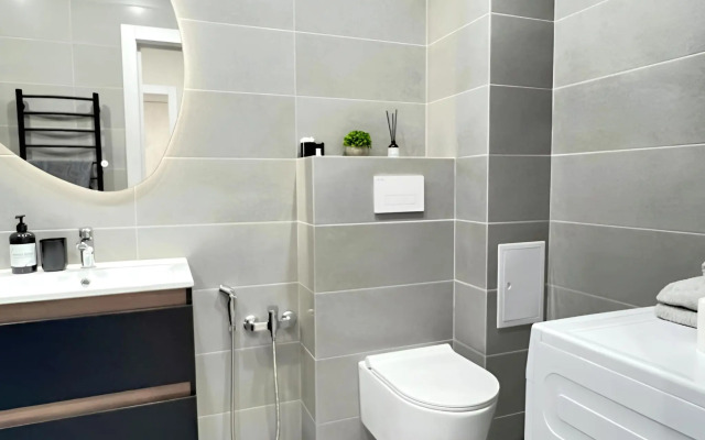 Квартира 6 местная с новым ремонтом около метро Горки парка и ТЦ