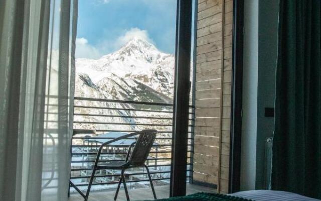 Hotel grand view kazbegi