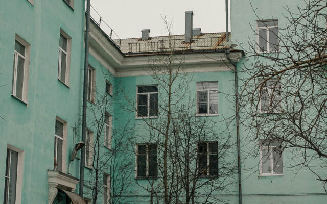 Квартира TroeSutokApart Металлургов 27