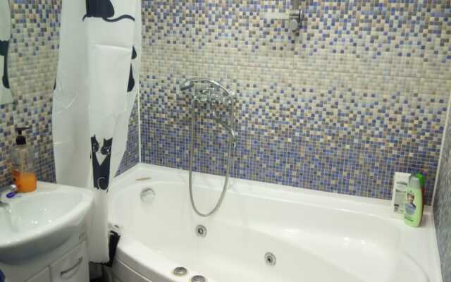 Апартаменты Dubki с Джакузи Шестиместные с 4 кроватями