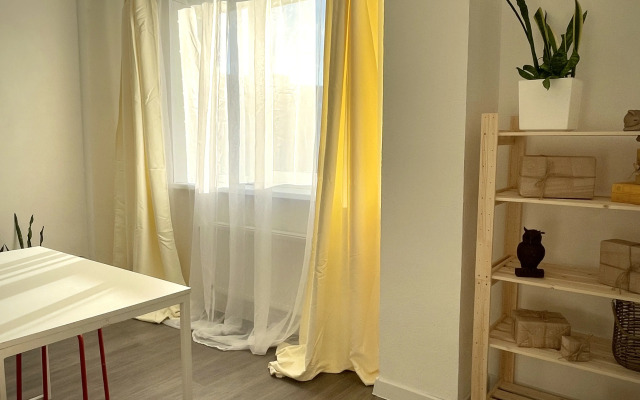 Brusnichny Vzvar Flat