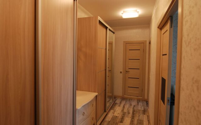 Апартаменты Уютная 2-х комнатная квартира у парка