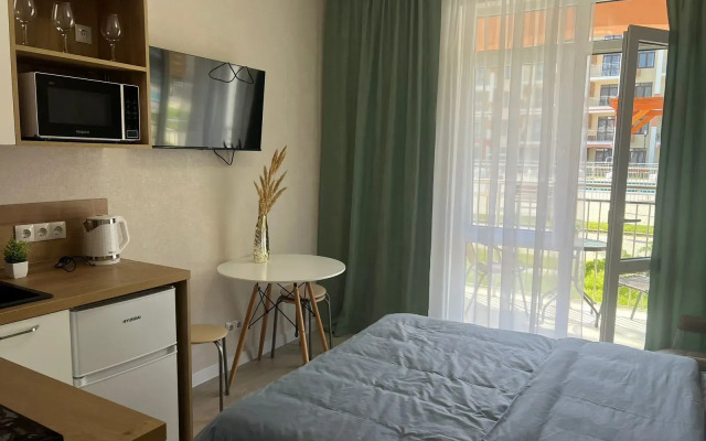 Квартира Студия с Видом на Бacсeйн в ЖК Кипарис 5