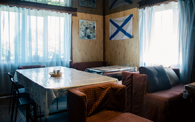 Manzherok Guest House