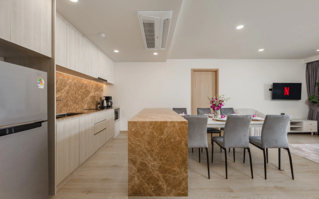 Апарт-отель Apartments Ozone condo by TropicLook