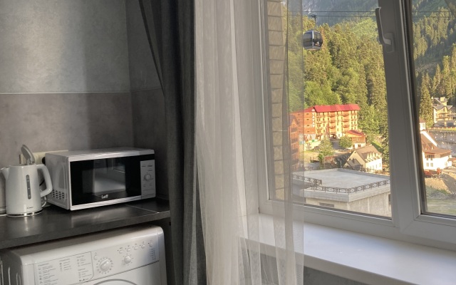 Квартира Евродвушка в центре Домбая с видом на горы