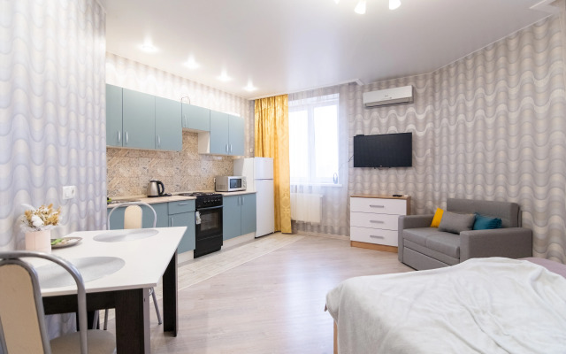 V tsentralnom rayone na troikh Apartments