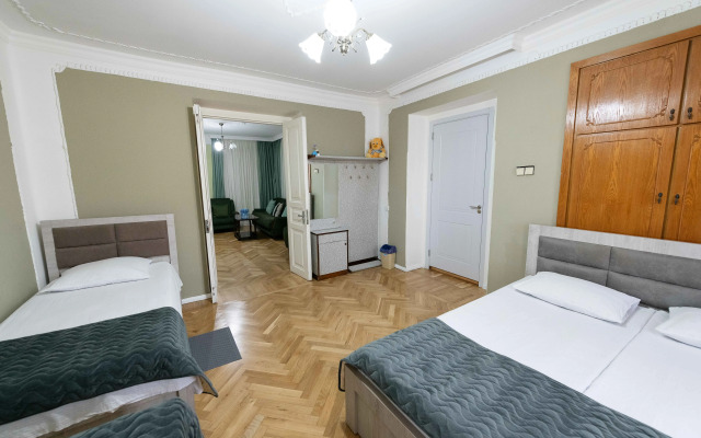 Anna's Guest House Gori Guest House