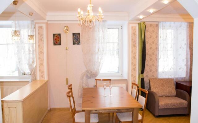 S Sadom Pavlovsk Apartments