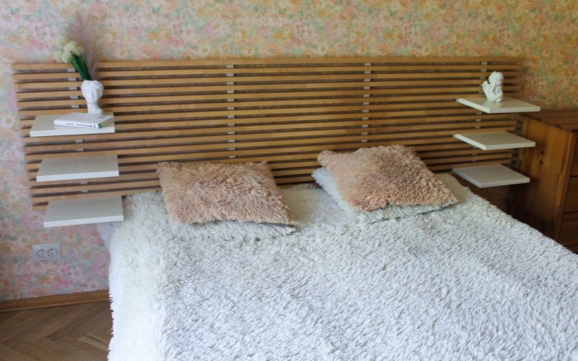 Na Ulitse Zhukovskogo 10 Flat