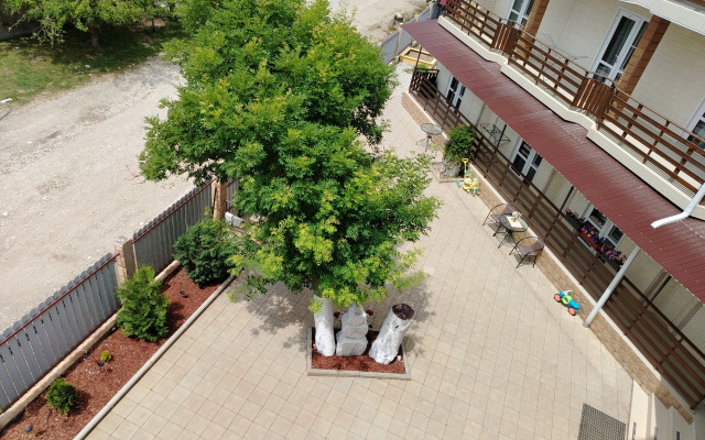 "Adam i Yeva" Guest House