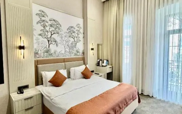 Nizami Central Park Hotel