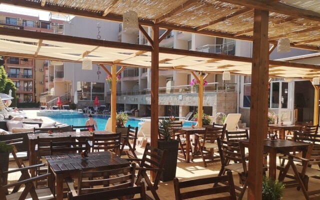Hotel Tropics Hotel