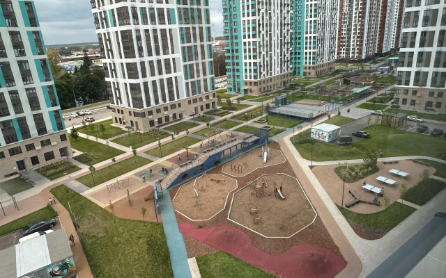 Апартаменты у озера в спальном районе города