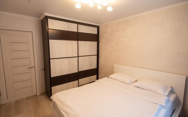 Apartamenty Kaminn Apartments Na Pr-Te Tsiolkovskogo