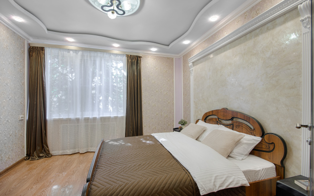 Kashtanovaya Alleya Flat