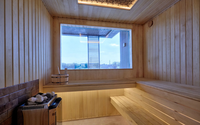 Чайка нa Реке Саpатoвка Частный Дом