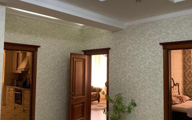 Апартаменты Буйнакская 8