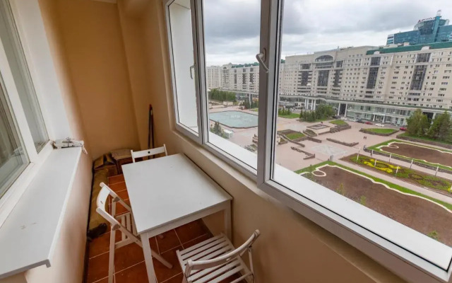 Na Ulitse Dostyk, 14 Apartments