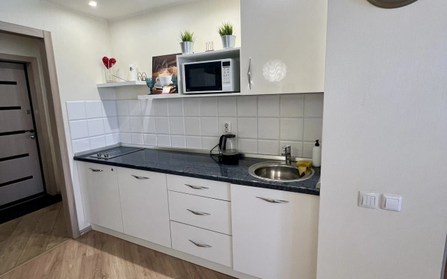 Studiya Lyuks S Dzhakuzi Flat