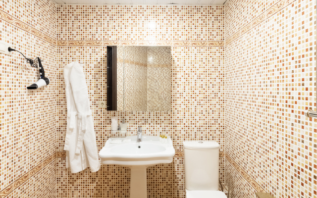 Trekhkomnatnye Apartamenty U Metro Kitay-Gorod Apartments