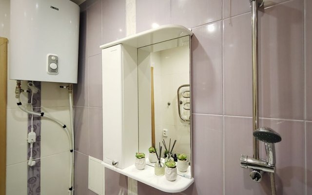 Uyutnaya Guru vozle Dendrariya Flat