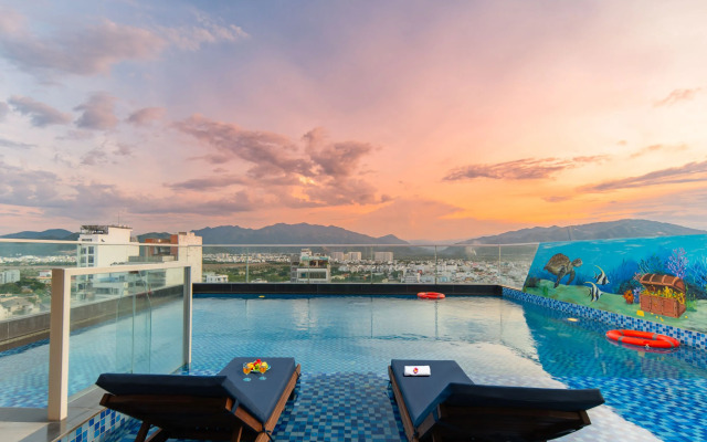 Le's Cham Hotel
