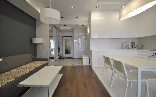 Na Ulitse Rudanskogo 8b Apartments