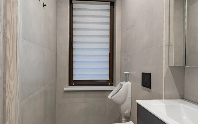 Частный дом Whitey House половина 1