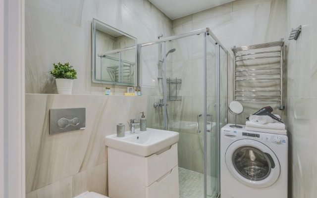 Апартаменты Улучшенные с Балконом и Видом на Парк Business Apartments