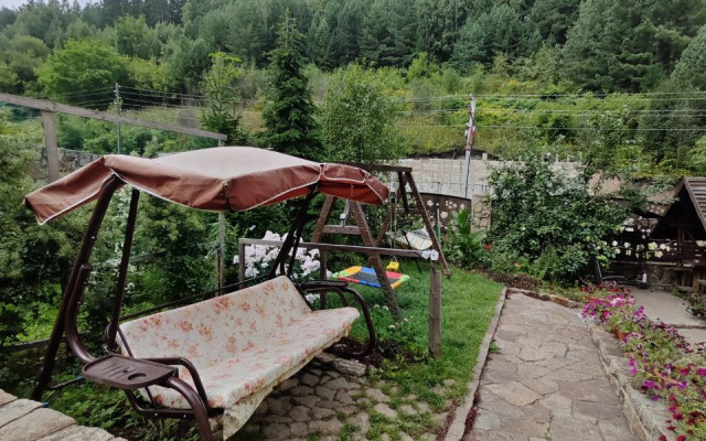 Radevichi Guest House