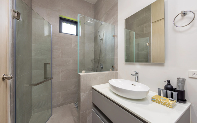 Вилла Noa | Modern 2-Bedroom with Private Pool