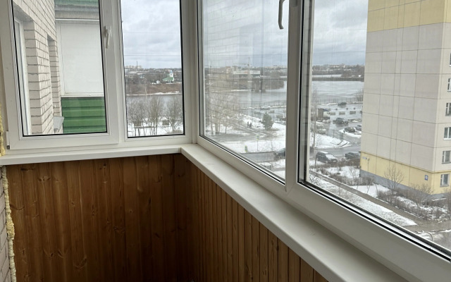 Uyutnaya Vozle Akvaparka Flat