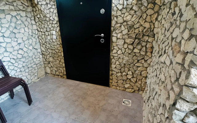 #10 Standard Two-Room Basement, 2nd Line (4 People) Apartments