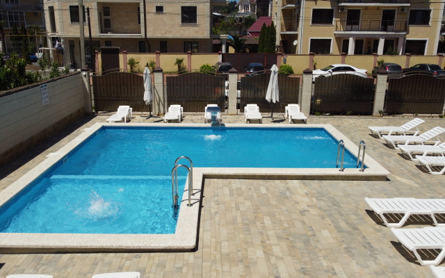 Monarch Guest house