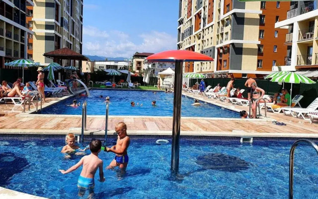 V Novom Zhk Na Beregu Morya Flat