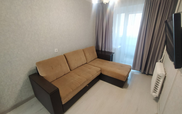 Квартира трехкомнатная в центре полностью оборудована для проживания