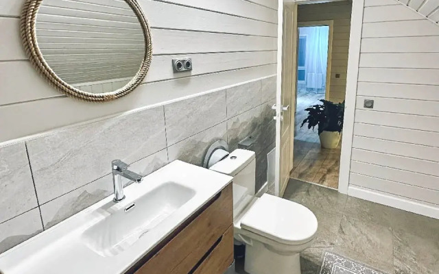 Uyutnyiy domik s baney Guest House