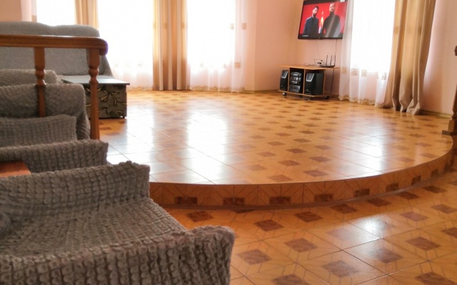 Dom Na Sadovoj 30-A Guest House