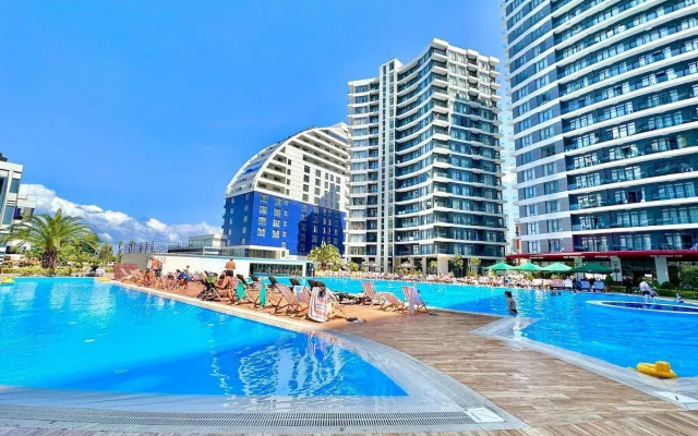 White Sails E 804 Apartments