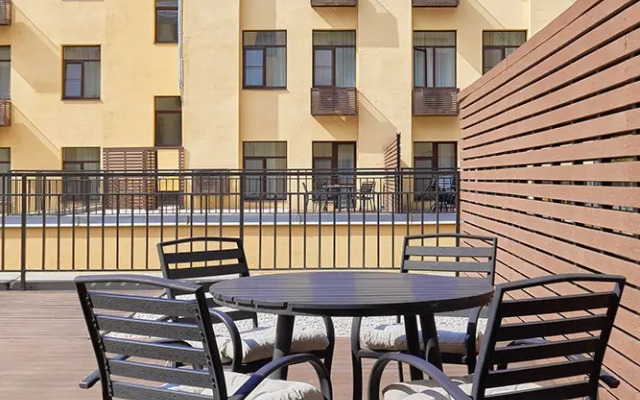 Izmajlovskij Park Apart-hotel