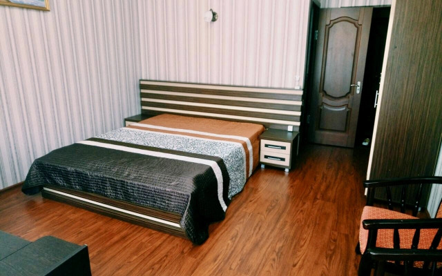 Agira Guest House