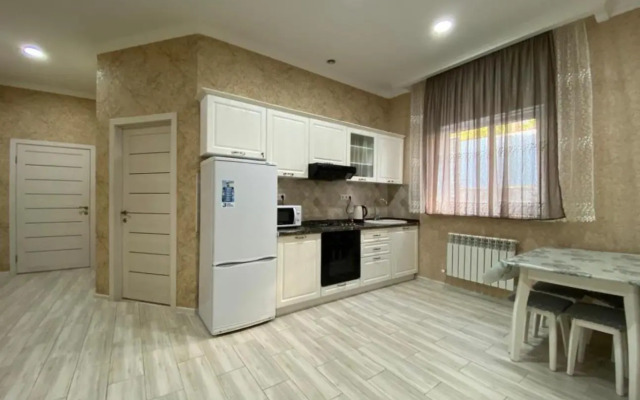 V Gostevom Domike Ot Best House Almaty Apartments