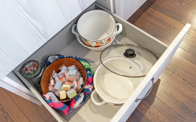 Апартаменты на Кирилловой 6