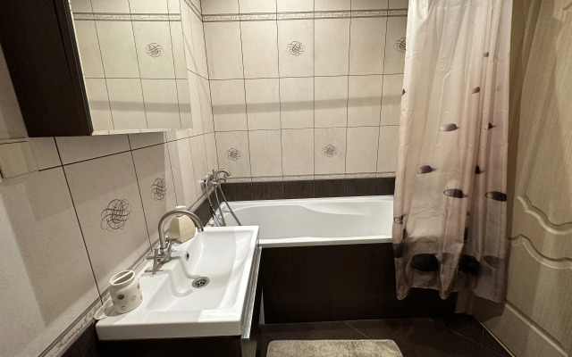 Апартаменты Уютная квартира у озера